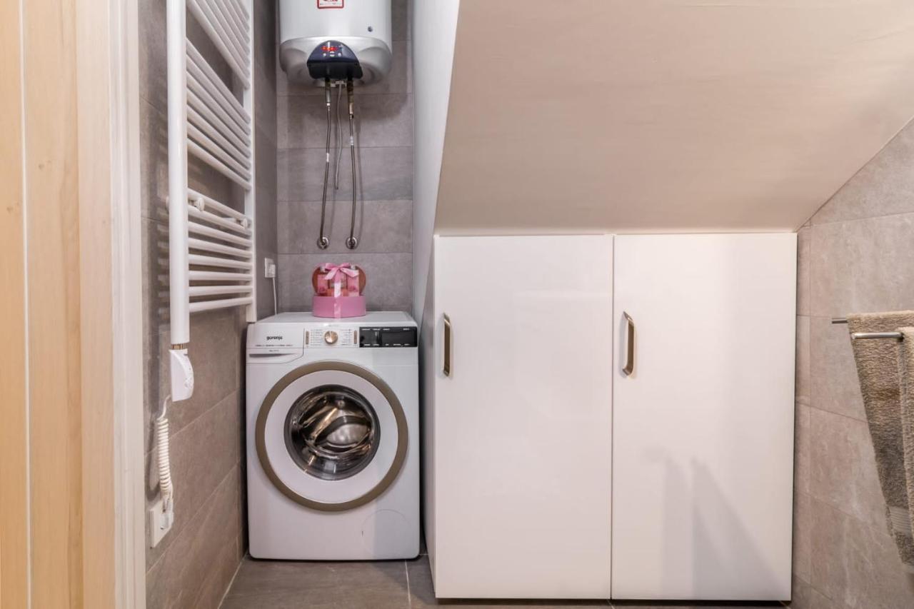 Studio Apartman Mirela Kastel Stafilic Kaštela エクステリア 写真