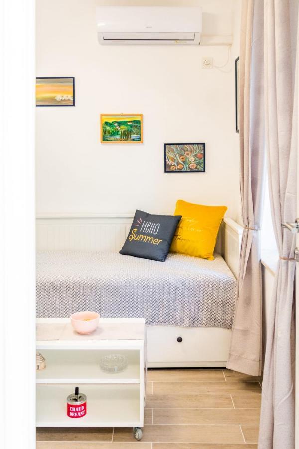 Studio Apartman Mirela Kastel Stafilic Kaštela エクステリア 写真
