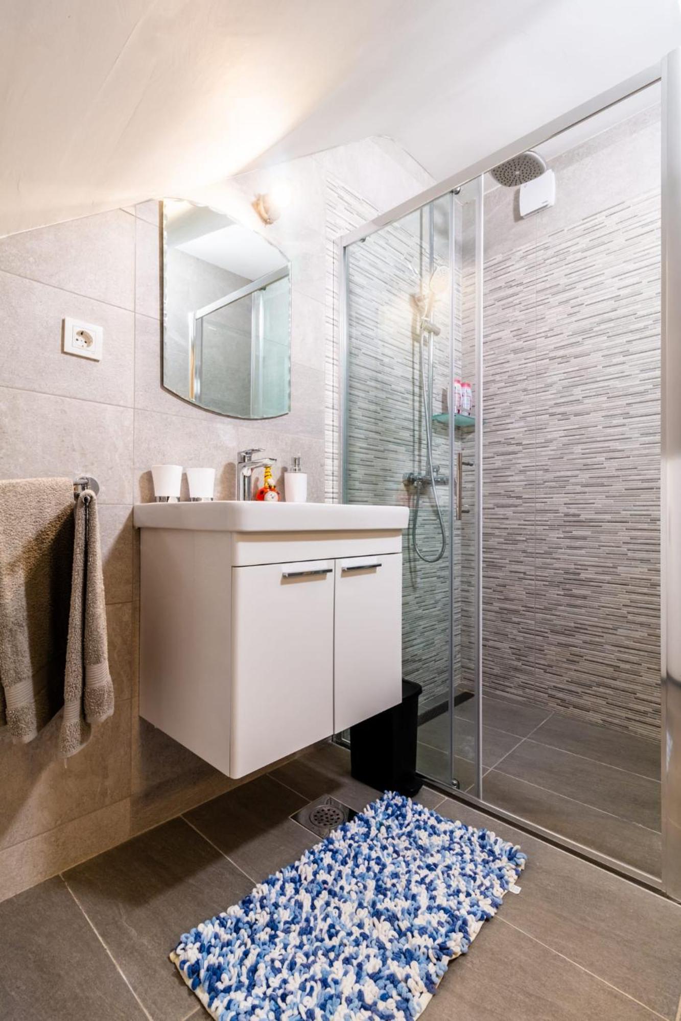 Studio Apartman Mirela Kastel Stafilic Kaštela エクステリア 写真